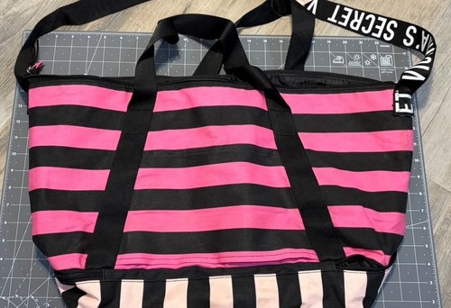 Victoria’s Secret Pink Black Stripe Duffle Bag Duffle/Tote - Picture 1 of 3