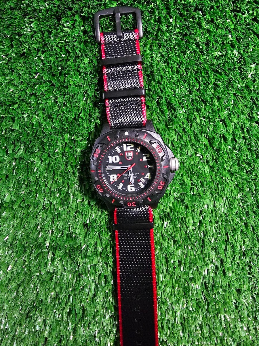 LUMINOX 0200 series QZ メンズ 腕時計 LUMINOX 0200 series QZ メンズ 腕時計 Amazon.co.jp: Luminox