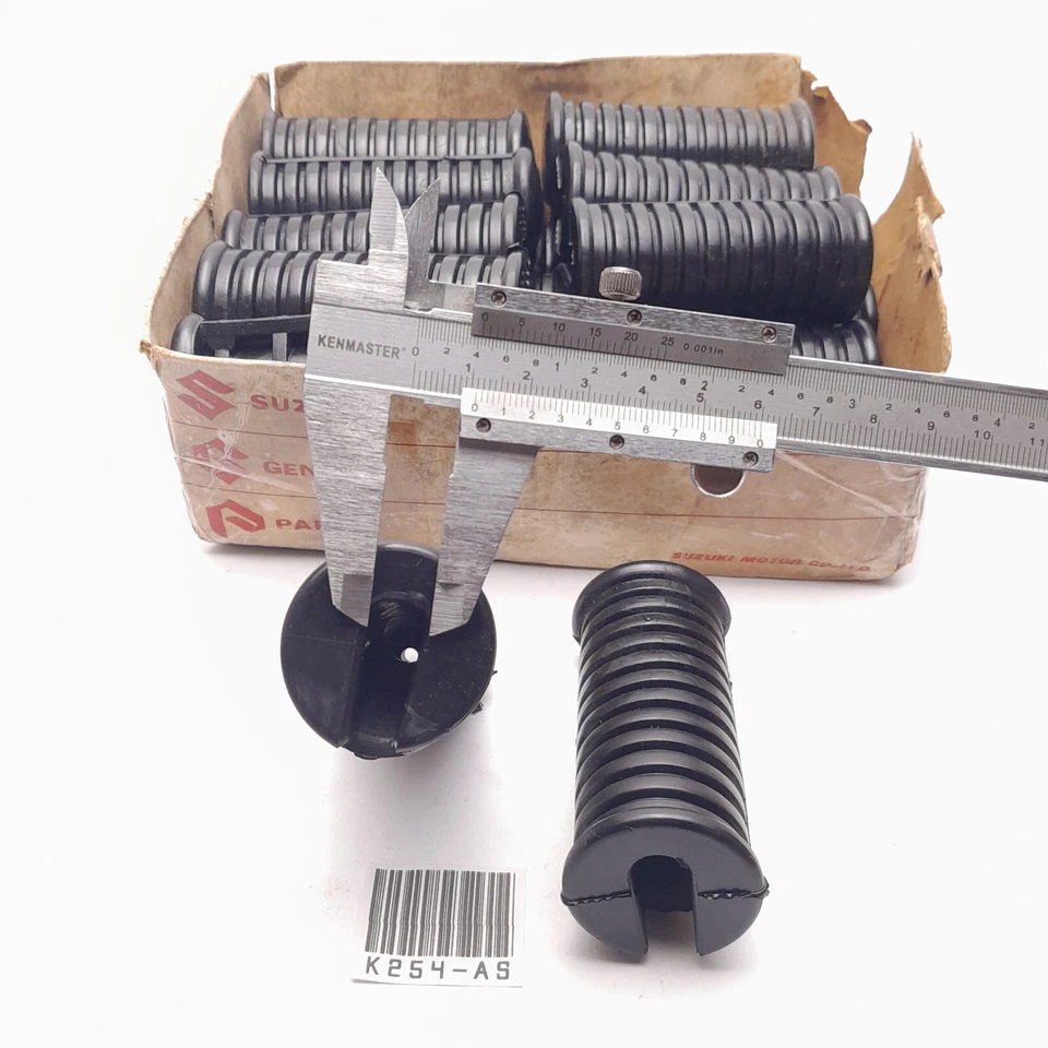 La clavija delantera de goma puede adaptarse a Suzuki A100 TS50 K10 K11 M30 Foto 4 de 4