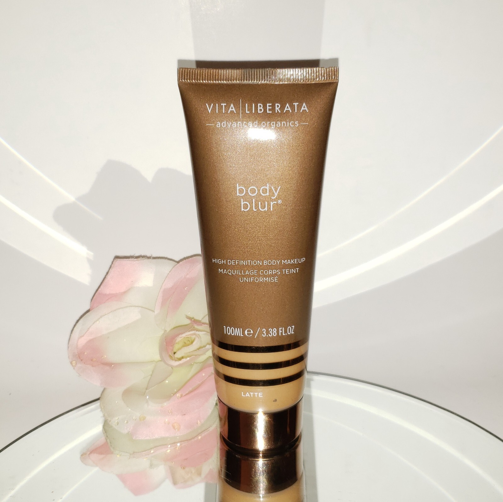 Vita Liberata Body Blur High Definition Body Makeup LATTE Tanning
