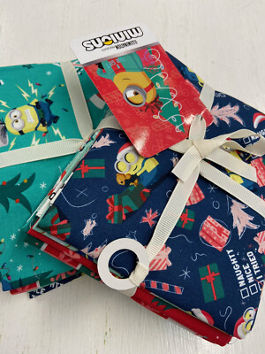 Illuminations Minions Weihnachten lizenzierte Baumwolle 5 Fat Quarter Stoffpaket Paket