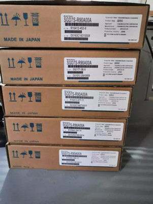 Yaskawa SGD7S-R90A00A AC Servo Drive SGD7SR90A00A New In Box Expedited Ship 1PCS