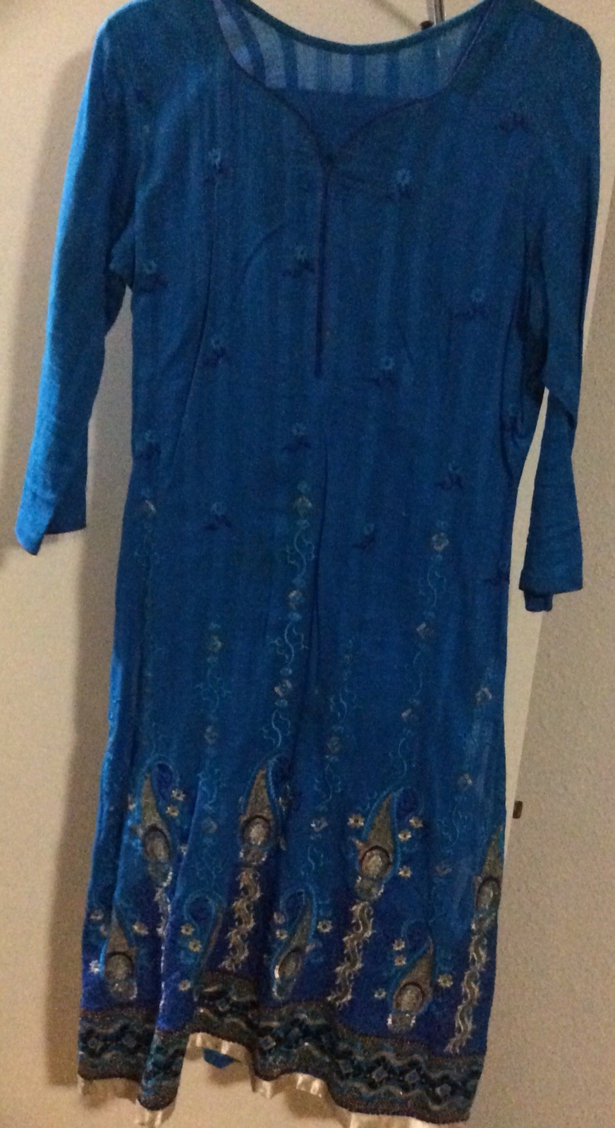 Pakistani Shalwar Kameez - image 2