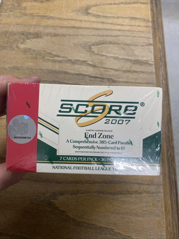 2007 Score Football Box Factory Sealed 36 Packs 7 Cards Inscriptions - Image 2 of 4