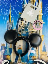 2014 Panini Disney Minnie Stickers 8