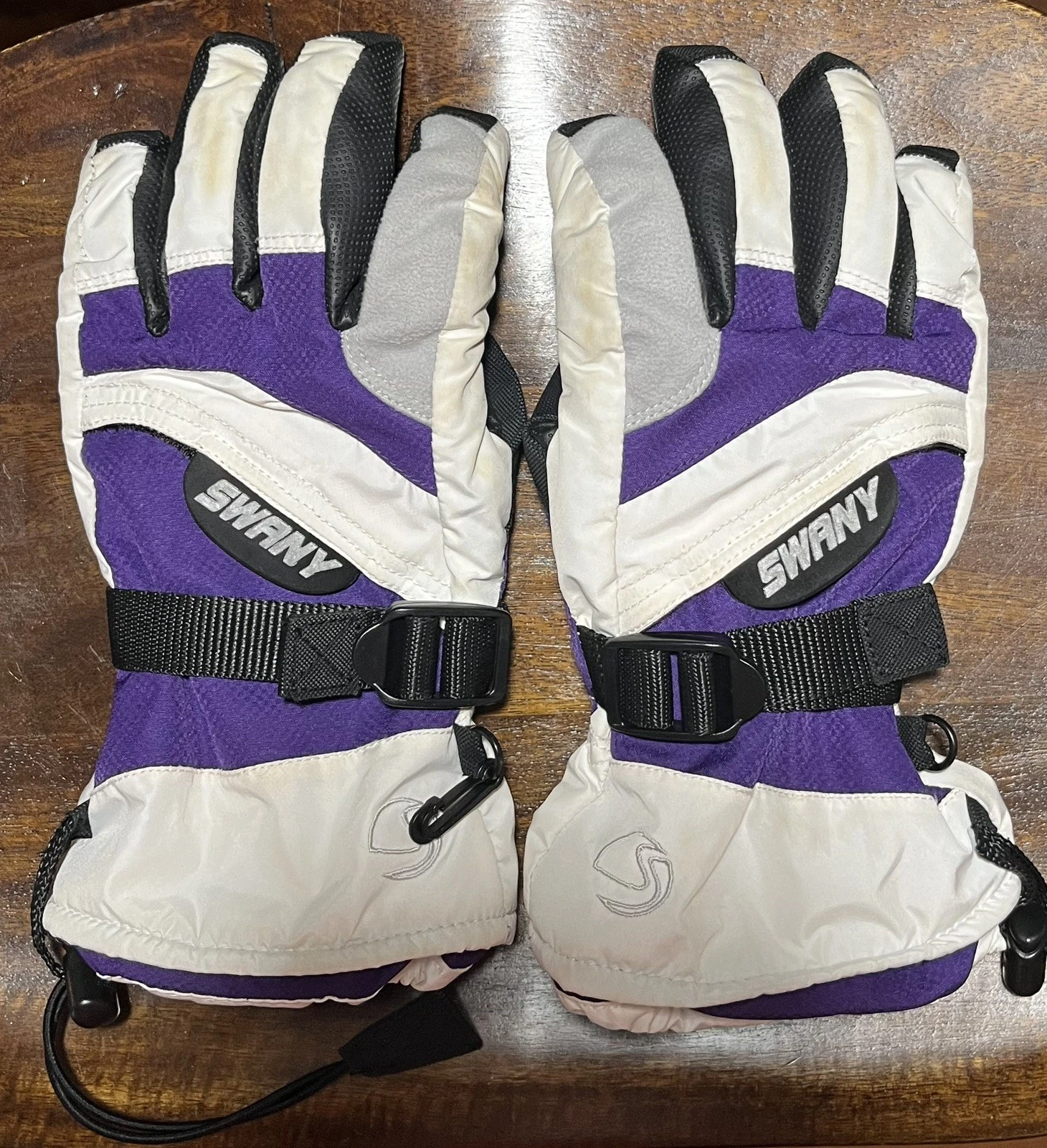 Swany youth ski gloves Purple White Black snowboarding Skiing large (9-10)