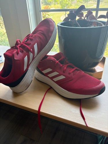 Adidas Galaxy 5 Running Shoes Mens Size 11 Red White Sneakers IE8132 Pre-Owned