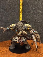 World of Warcraft -Korg Highmountain Tauren Hunter action figure