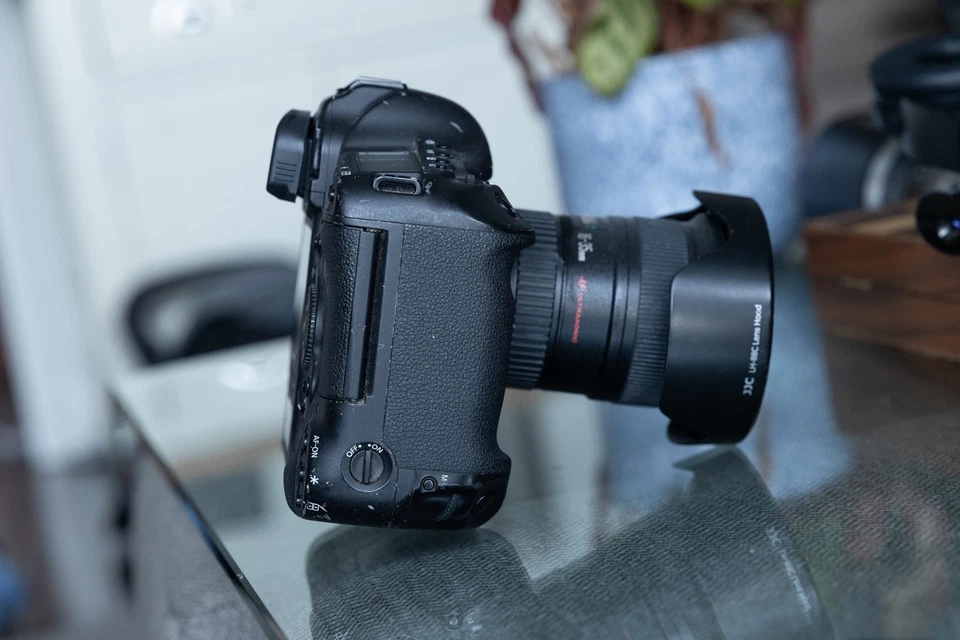 Canon EOS 1D X, photo 3 of 5