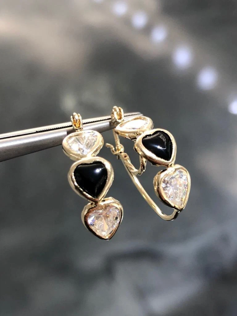 Lavari Jewelers Women's Black Onyx Double Fan Dangle Drop Earrings with  Yellow Gold Plating and Hinged Post, 925 Sterling Silver