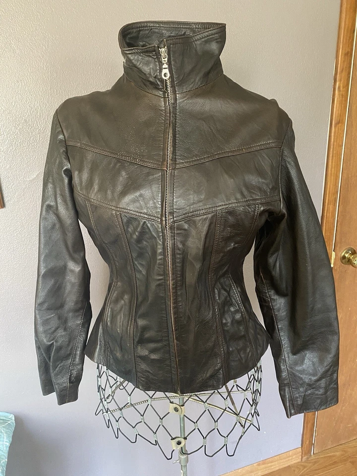 Коричневая кожаная женская куртка Maxima среднего размера 🼼 - Изображение 2 из 4