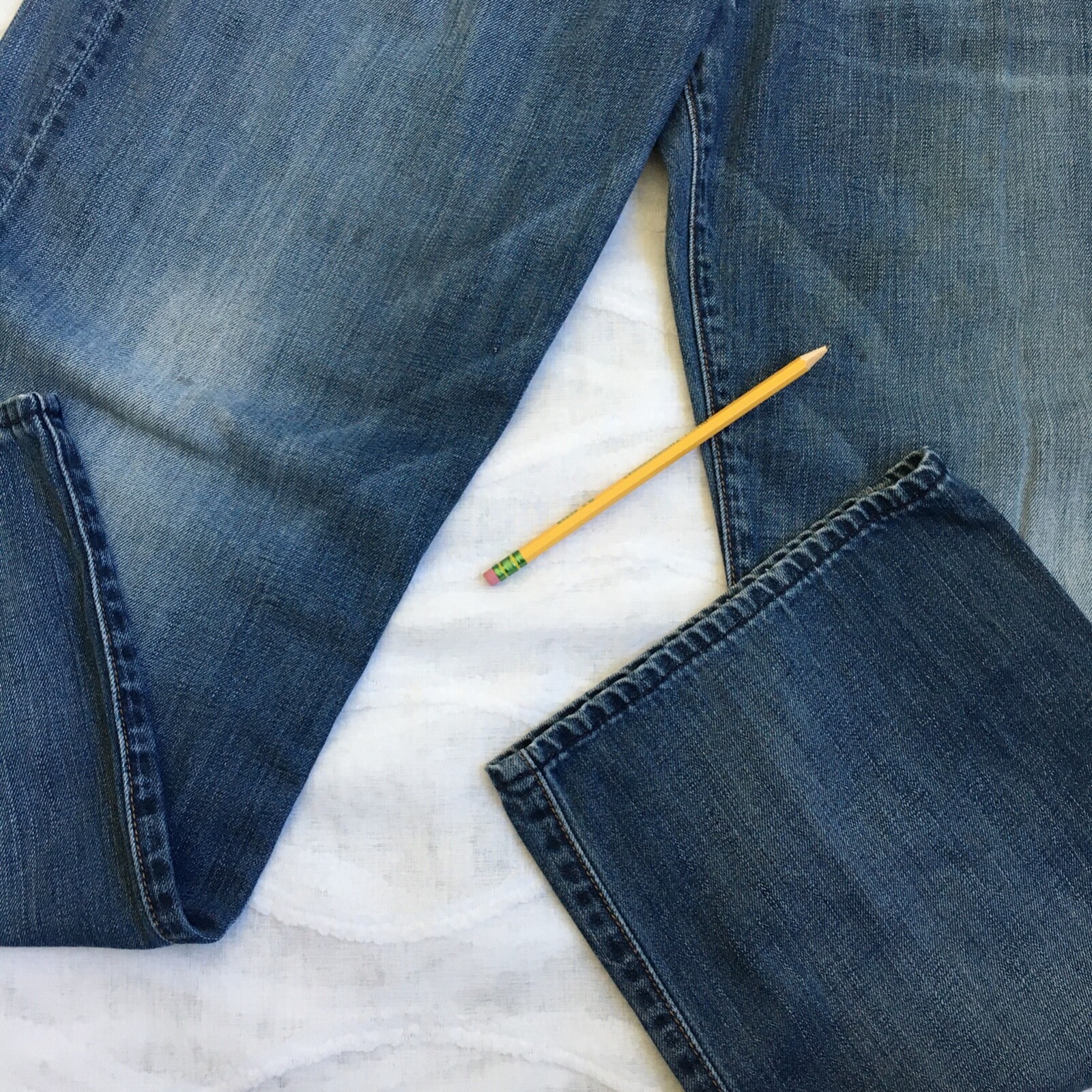 7 For All Mankind Jeans Relaxed Fit Men's 34 100% Cotton Distressed 5-Pocket EUC