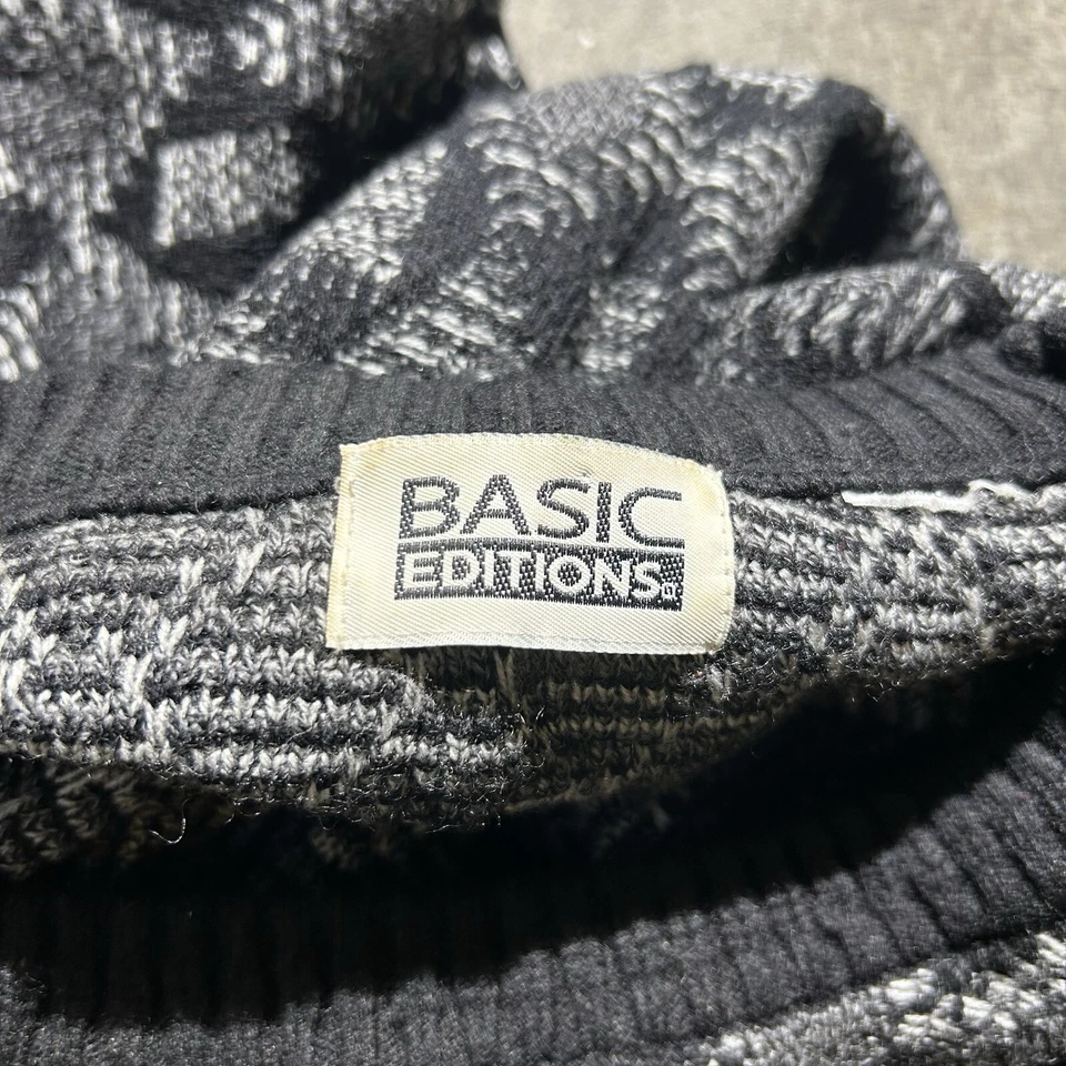 basic editions Black And White Geometric Pullover Sweater Men’s Size L / XL - Image 3 of 4