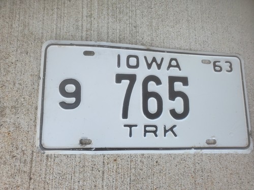 Targa in metallo iowa 1963 camion 9 765 Bremer County  - Foto 10 di 10