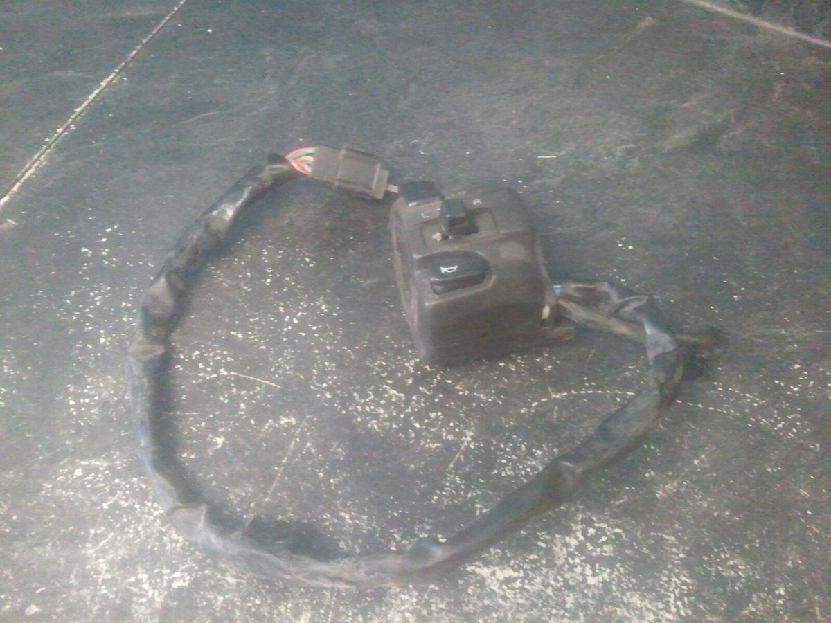 じゅんに 95-00 Kawasaki Left Side Switch Assembly # 46091-1664 Ninja