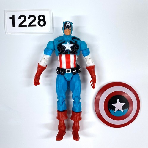 Marvel Universe 3 & 3/4" X-Men Greatest Battles CAPTAIN AMERICA - Picture 2 of 2