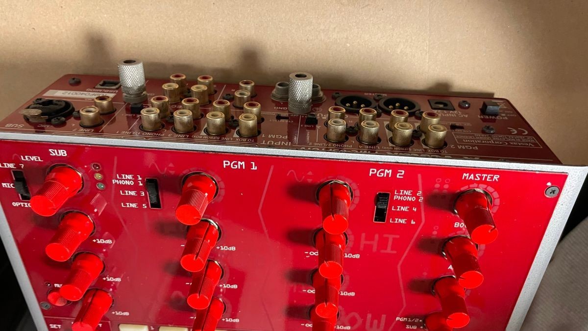 Vestax DJミキサー 赤 Vestax PMC-05 ProⅣ Red DJ Mixer Professional Mixing Controller | eBay