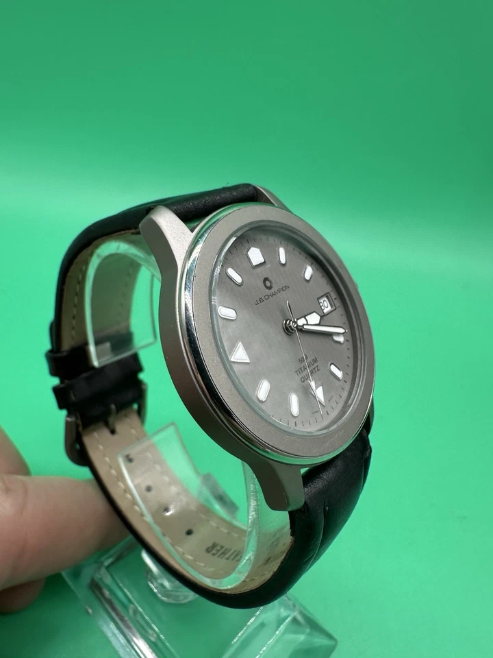 Reloj Unisex JB Champion Estuche Titanio Vintage Correa Cuero Negro/Batería Nueva Foto 4 de 4