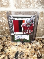 2012 Crown Royale - Doug Martin #262 Green /49 (AU, MEM, RC)