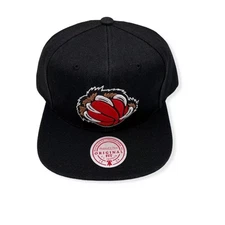 Mitchell & Ness Black NBA Vancouver Grizzlies HWC Core Basic Snapback - OSFA
