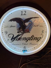 Yuengling  - America's Oldest Beer- Bald Eagle - Neon Clock - Original USA  Rare