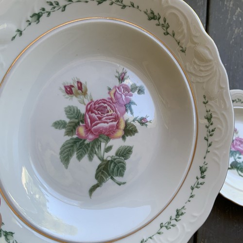 Gibson Victorian Rose 2 Soup Bowls Pink Roses Vines Embossed Scalloped Rims 8” - Picture 3 of 6