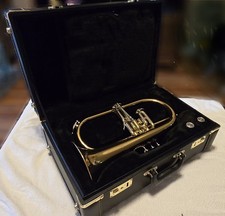 Jupiter Flugelhorn JFH1100R with Case 2 Mouthpieces