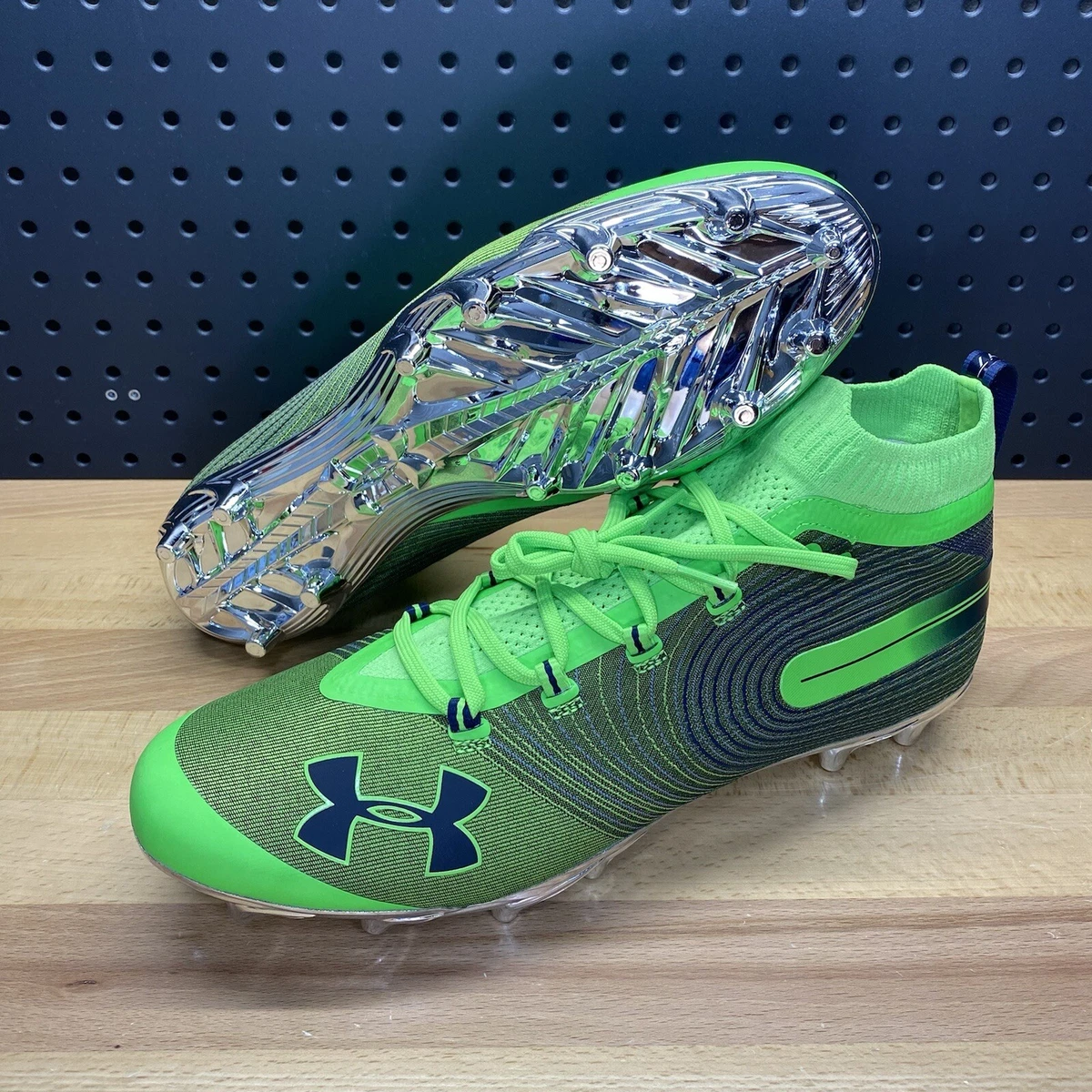 New Under Armour Spotlight Cleats - Size 14 (Women's 15)