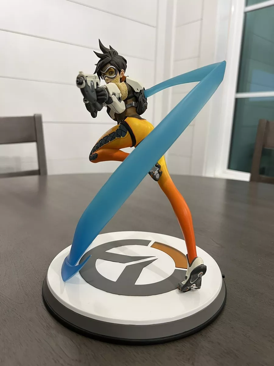  Blizzard Overwatch: Tracer Toy Figure Statues : Toys & Games