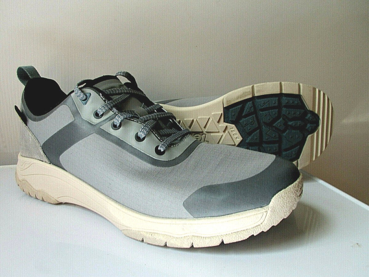 Teva Gateway Low Waterproof Hiking Shoes‎ Athletic Outdoor | Black Gray Teva Gateway Low Hiking Shoe - Men main image 4