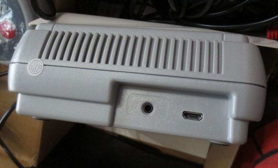 Super Mini Retro Entertainment System 620 Games - Österreich