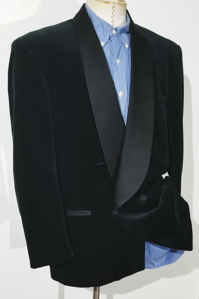Vtg 43L Pierre Cardin Black Velvet Shawl Satin Lapel Jacket Blazer Sport Coat - Image 2 of 4
