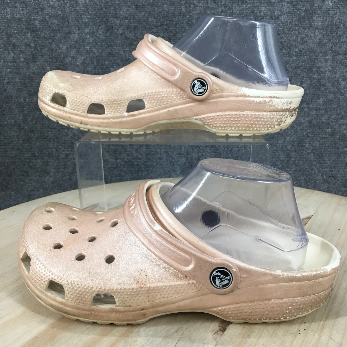 Looking for on sale crocs shoes