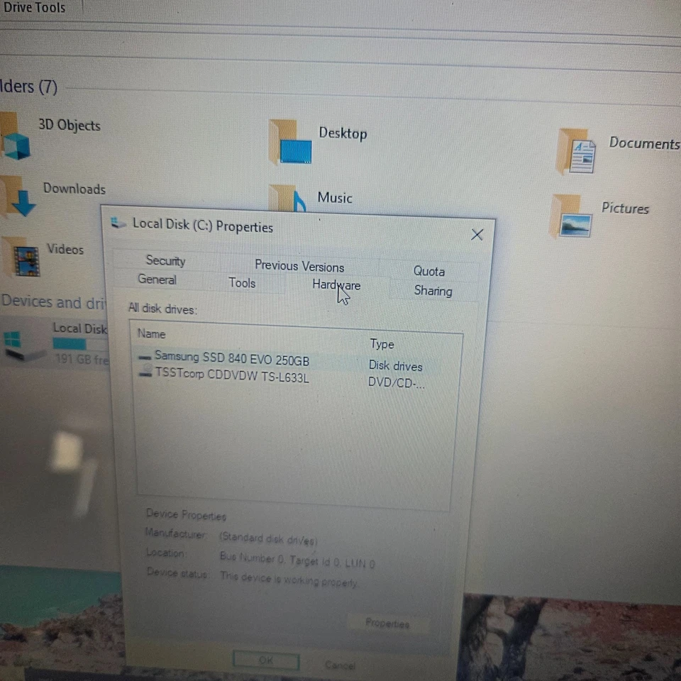 HP Pavilion DV7-1245DX AMD Turion X2 RM-72 2100 MHz 4 GB 250 GB SSD Win 10 - Immagine 2 di 4