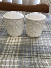 Mikasa English Countryside White Salt & Pepper Embossed Grapes Grapevine 3”
