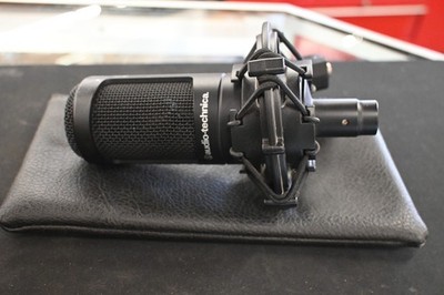 Audio Technica AT2050 Black Multi-Pattern Condenser Microphone