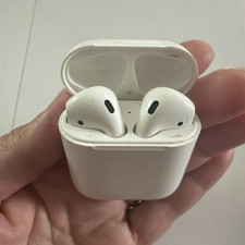 Apple AirPods Second Generation Works Perfectly Fine. Send Offers.