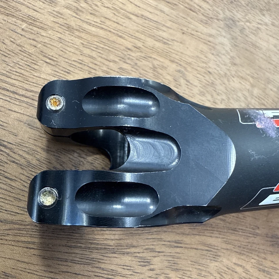 FSA XC 115 Black Mountain Bike Stem 110mm 6° 31.8mm Titanium Bolts - Image 2 of 4