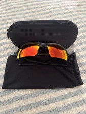 Oakley Mens Wrap Sunglasses Black Plastic Fra...