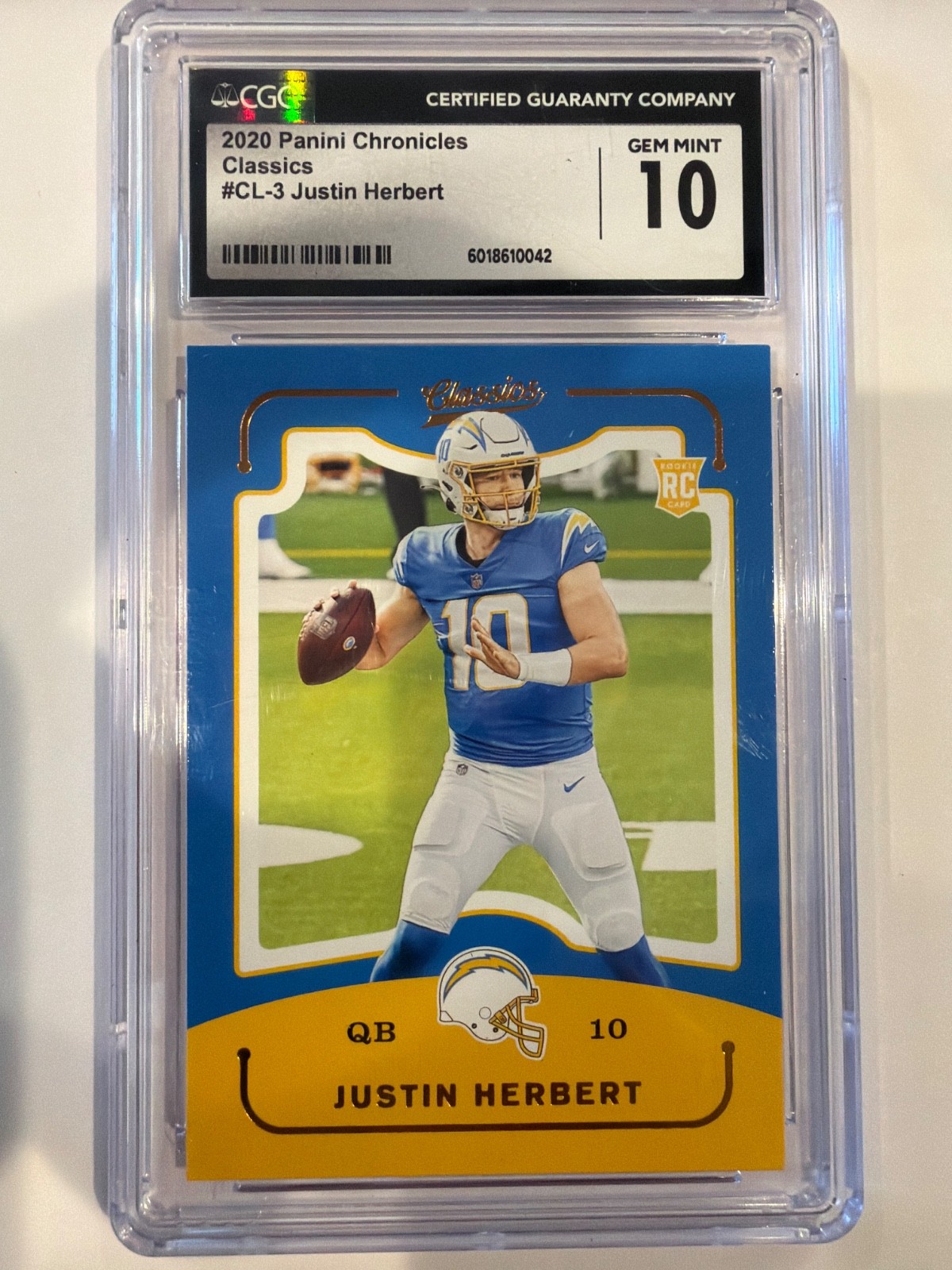2020 Panini Chronicles - Classics Justin Herbert #CL-3 (RC)