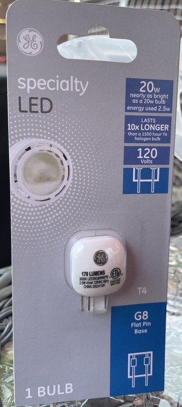 New GE Speciality LED 20W Bulb G8 Flat Pin Base Power 2.5W  170 Lumens 120 Volts