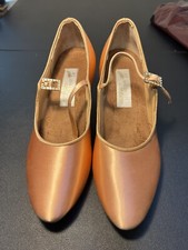 Aida 2 Pairs Standard 044 Blush Satin Flare Heel 2.5  24 New