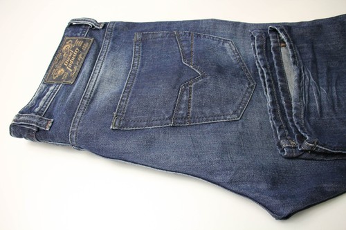 Diesel Larkee-Relaxed Comfort-Straight 0833N Vaqueros Hombres W32/L30 Azul - Imagen 5 de 10
