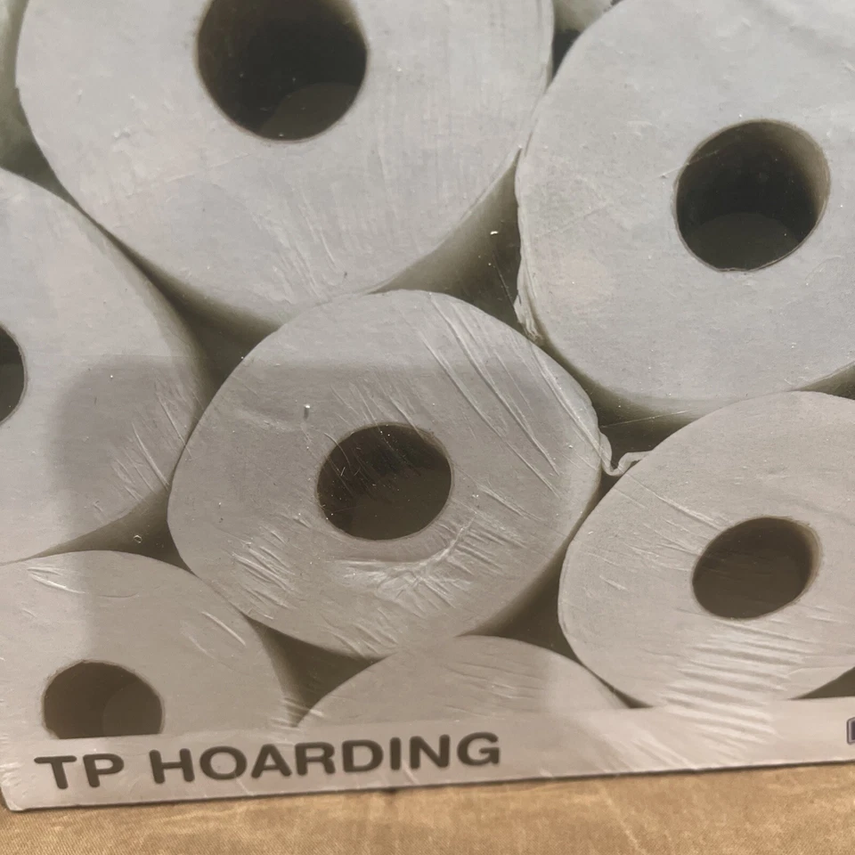 Rompecabezas de papel higiénico Funwares TP acaparamiento 1000 piezas 27"x 19" sellado nuevo  Foto 4 de 4