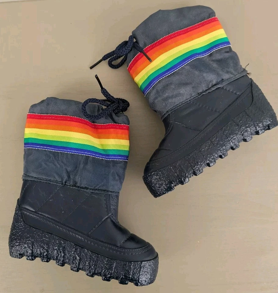 Vintage 70s 80s Rainbow Stripe Kids Snow Boots Waterproof USA Size 6 Boys Girls - Image 2 of 4