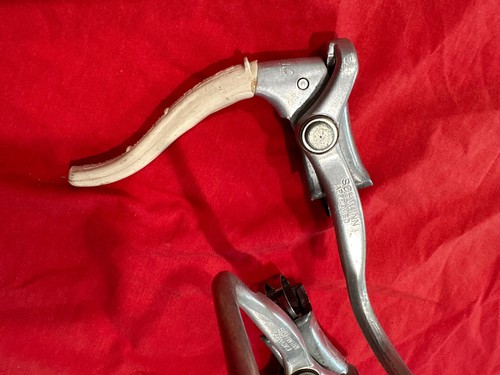 vintage Mafac Brake Lever Set Drop Bar white Cover Safety Levers Peugeot U-08 - Picture 10 of 11