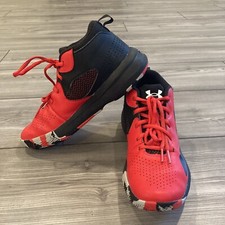 UNDER ARMOUR UNISEX LOCKDOWN 5 BASKETBALL SHOE SIZE 5Y