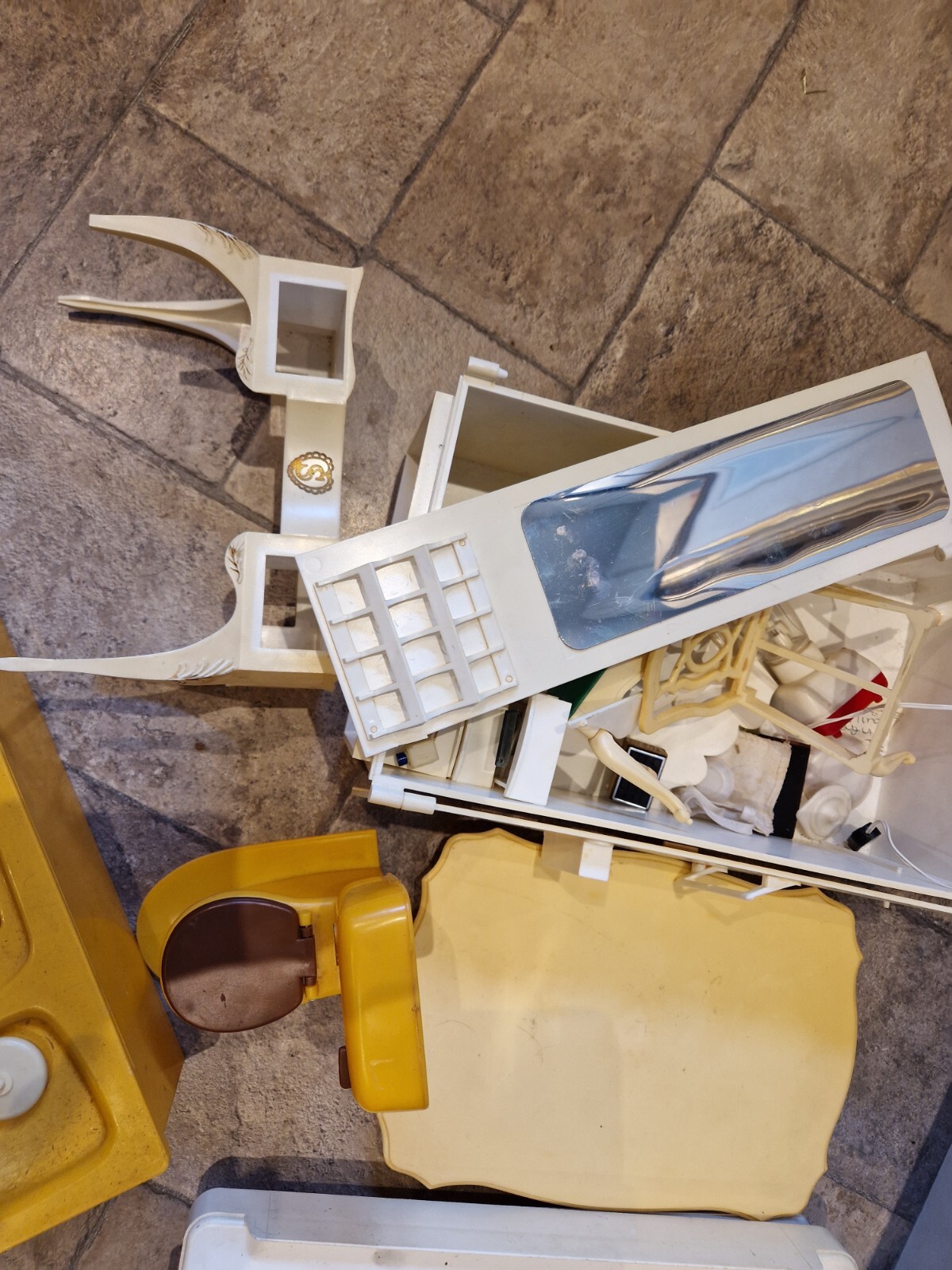 Vintage Sindy Doll And Doll House Accessories eBay