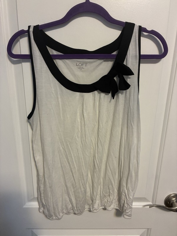 Women’s White Loft Outlet Tank Top With Black Bow Size LP