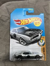 New 2017 Hot Wheels Custom '67 Pontiac Firebird! Muscle Mania! #E6